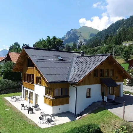 Apartment Apartmenthaus Matri By Pferd Auf Wolke *