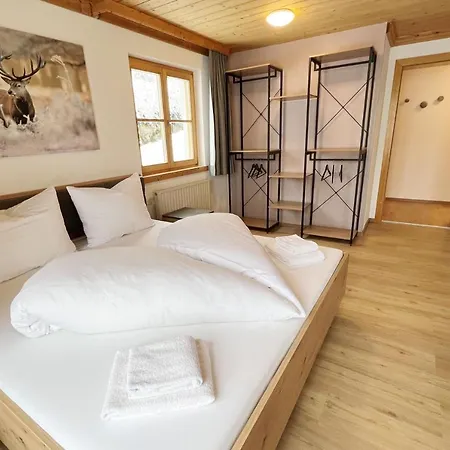 Apartmenthaus Matri By Pferd Auf Wolke Apartment *