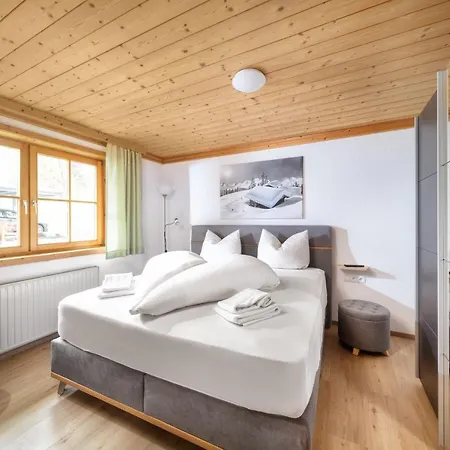 Apartmenthaus Matri By Pferd Auf Wolke * Dalaas