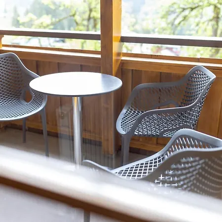 Apartmenthaus Matri By Pferd Auf Wolke * Wald am Arlberg