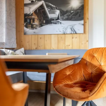 Apartmenthaus Matri By Pferd Auf Wolke